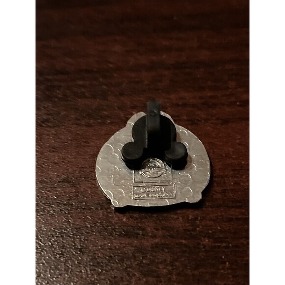 Disney Chip Tsum Tsum Series 1 Mystery Trading Pin - Picture 3 of 4
